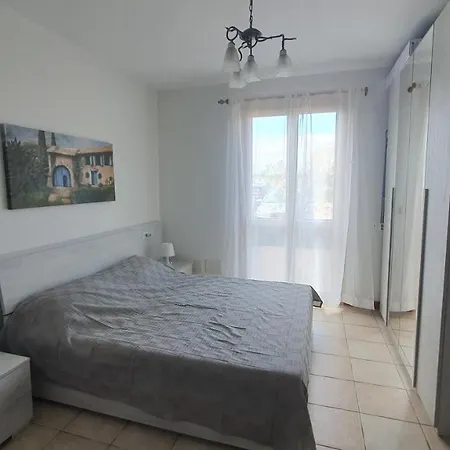 Family Garden - Borgo Dei Fiori Apartment